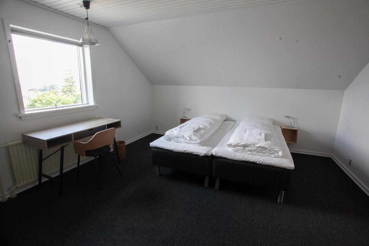 The Bird / Guesthouse / 10 Min Walk Downtown Tórshavn Exteriör bild